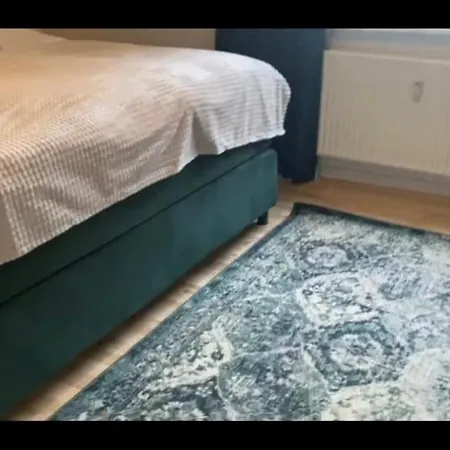 Luxury 1-bedroom With Parking Space 公寓